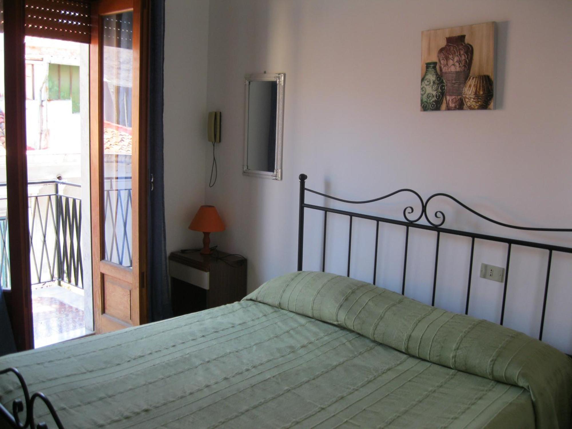 Hotel California Milazzo Quarto foto