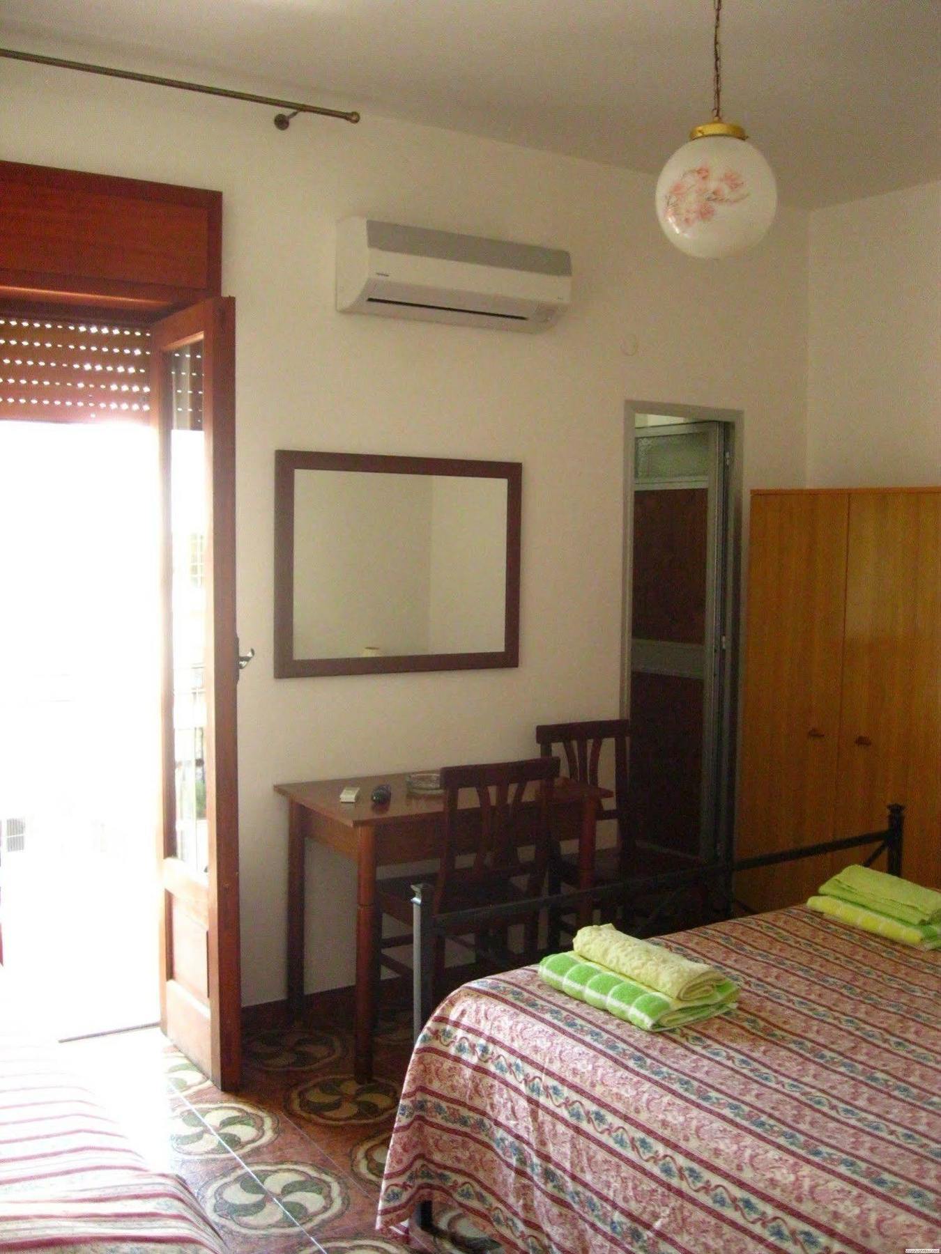 Hotel California Milazzo Exterior foto